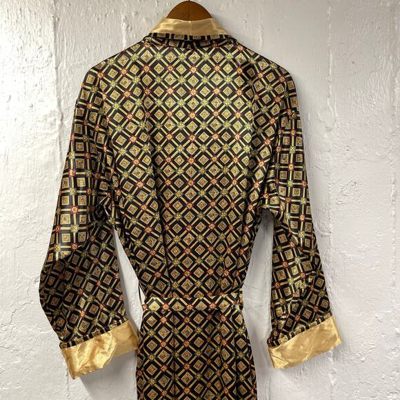 Victorias Secret Silky Printed Pattern Robe Large - Picture 8 of 8